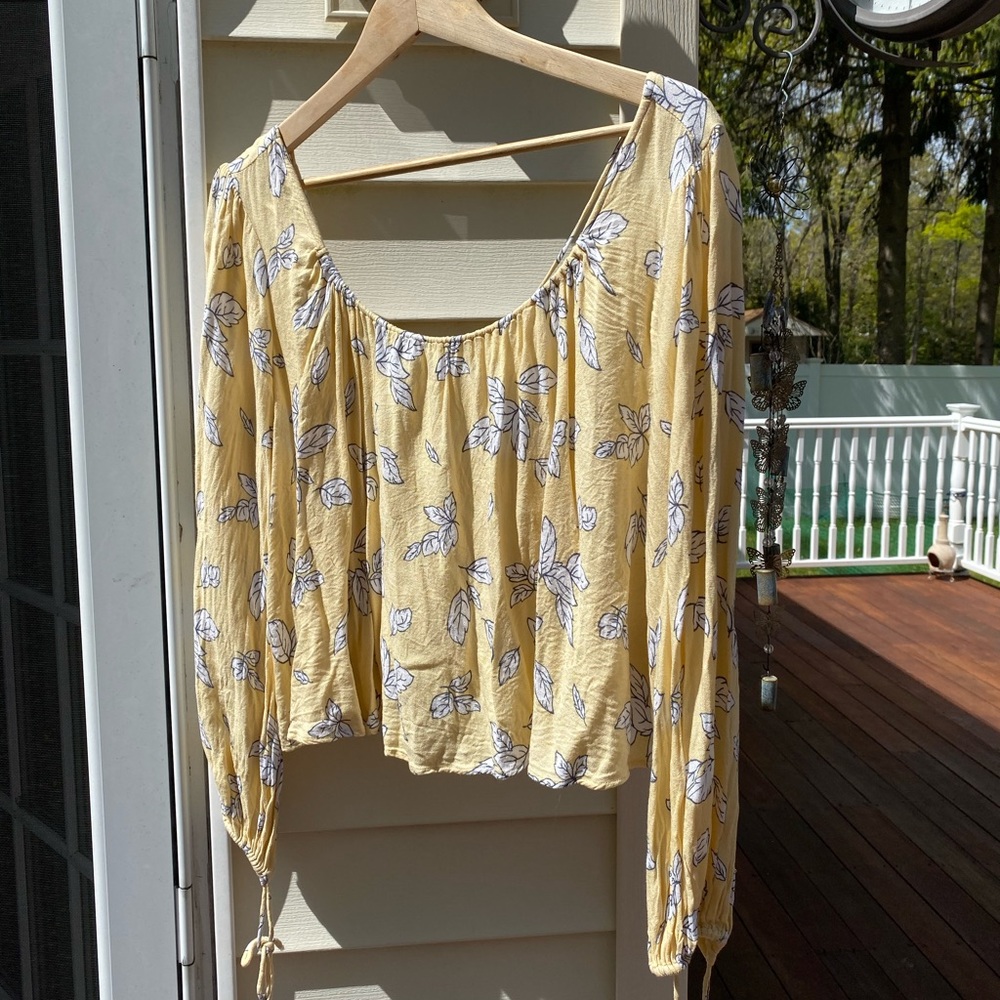 Forever21 crop top size large
